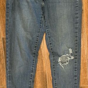 Bundle of 4 Levi’s Jeans